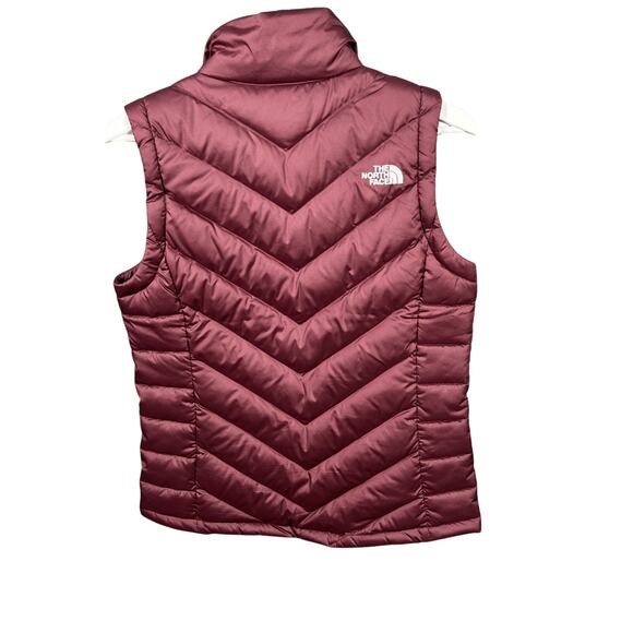 NWOT North Face burgundy puffer vest Size‎ Small - Picture 7 of 8